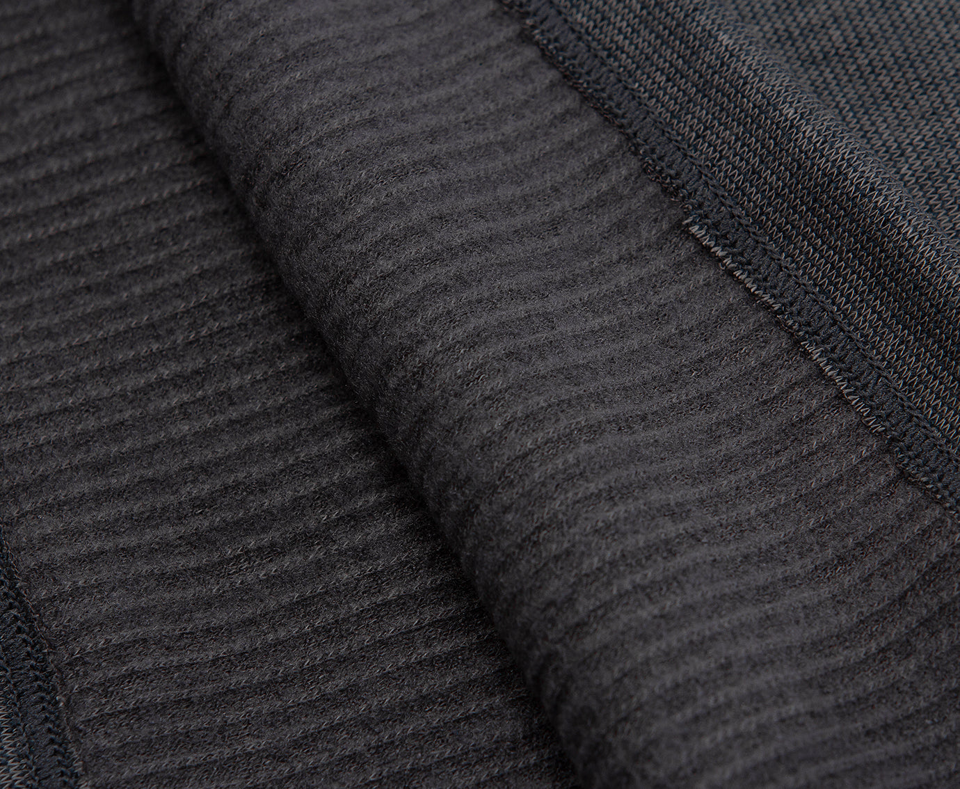 KEIDAN RIBKNIT Long Sleeve Crew